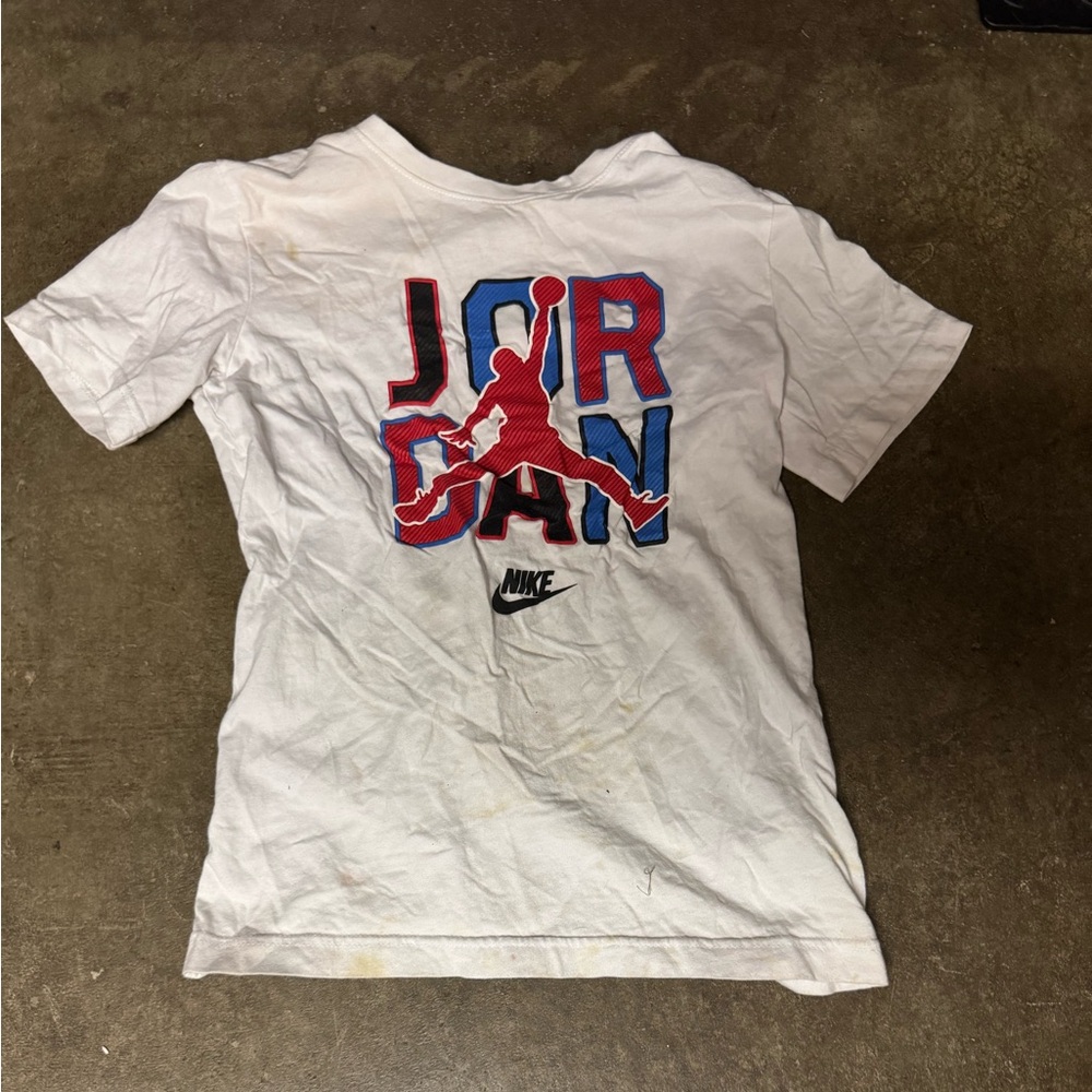 Nike Jordan shirt boys size medium